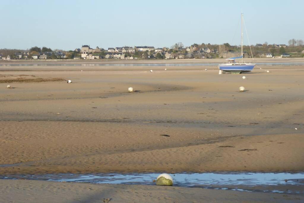 Gite Ouest De La Pointe D'Agon Buitenkant foto
